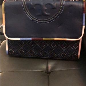 Tory Burch Fleming Piping Shoulder Bag